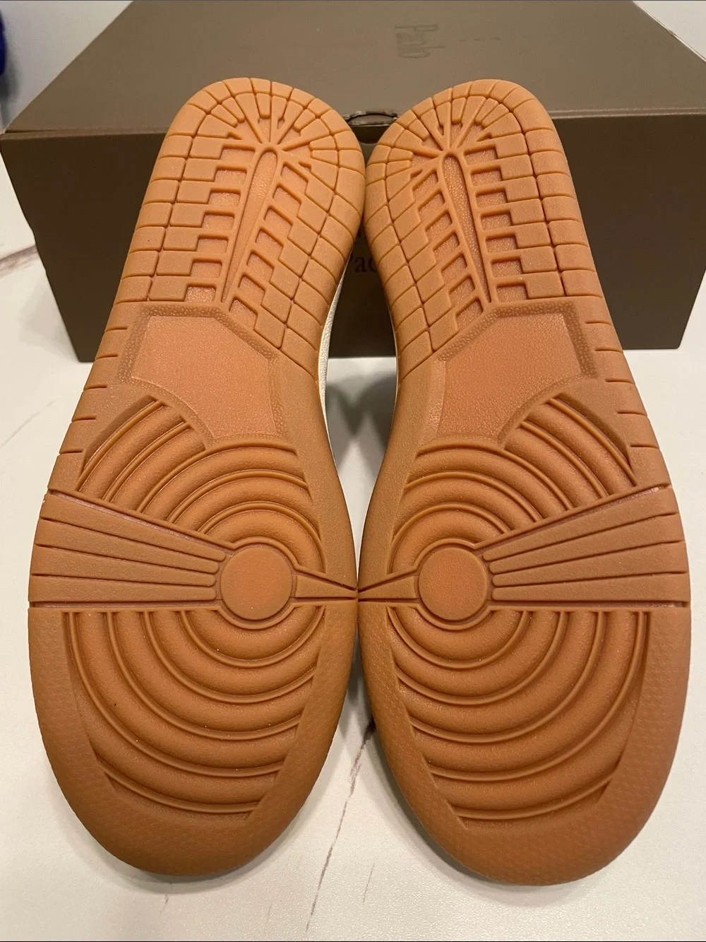 Paolo Glen Unisex Tan Chukka Boots with White Sole New in Box Sz 5M
